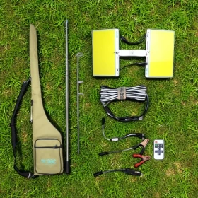 ضوء للتخييم مع حامل ثلاثي التحكم عن بعد