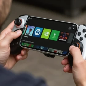 Porodo Gaming Chillcore Cooling Game Controller – Mobile Gaming Controller with Active Cooling